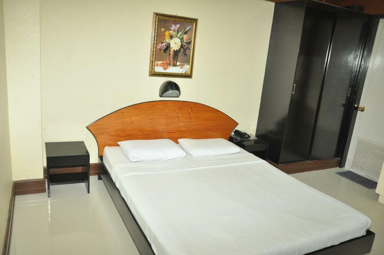 Paragon Suites Cebu Dış mekan fotoğraf
